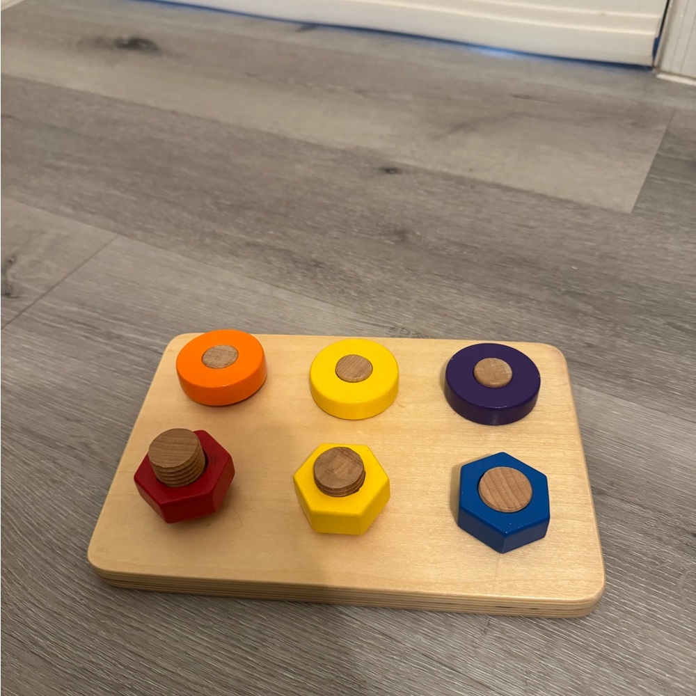 Monti Wooden Montessori toy set of 12 - shape & Color Natural Multi-color - Picture 4 of 14